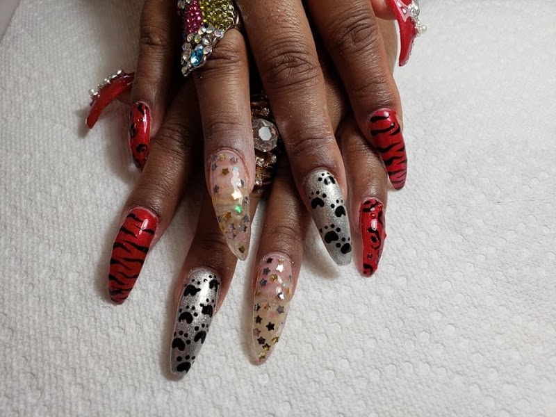 Damon's Nails, nail salon in Amherst, OH, photo 1 of 8